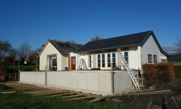 Nieuwbouw zwembad bij woonhuis Reeuwijk